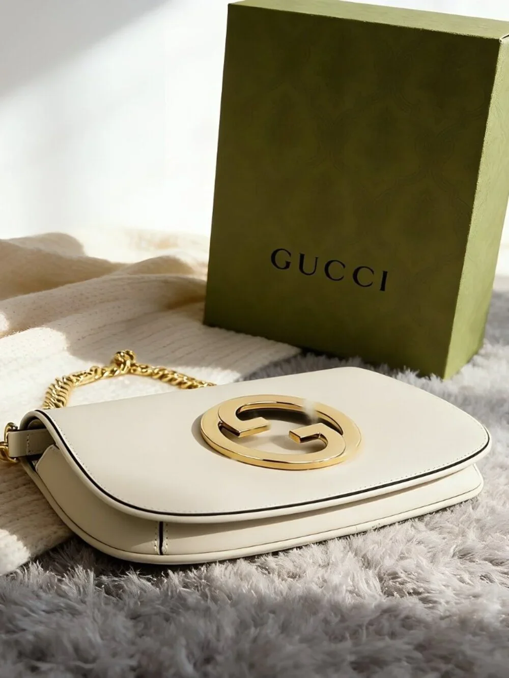 Gucci  Medium Shoulder Bag White Leather